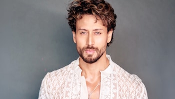 Tiger Shroff Shooting: Gunshot Video Emerges As Police Probe Juhu Attack