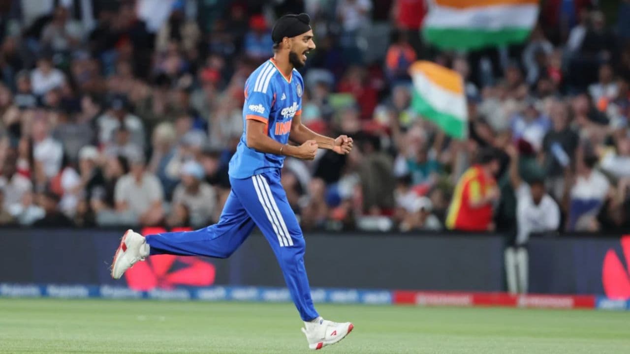 अर्शदीप सिंह ने तोड़ दिया भुवनेश्वर का रिकॉर्ड, T20I में भारत के लिए रचा नया इतिहास, टॉप-5