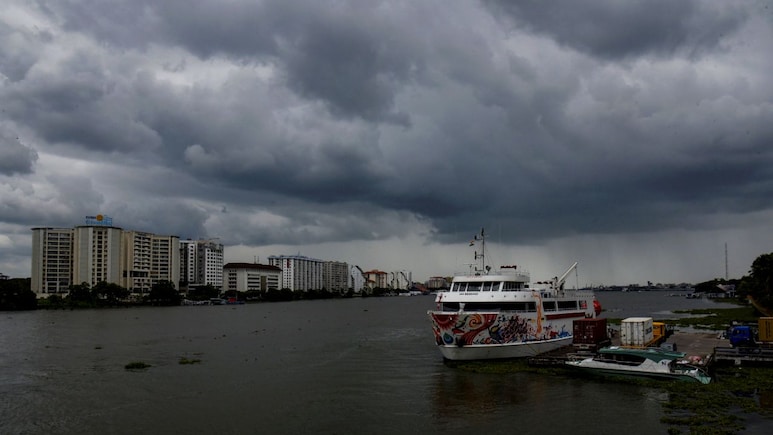 Cyclone Arnab: Andhra Pradesh Braces For Landfall; Odisha Bans Fishing In Sea, Tourist Entry In 6 Districts