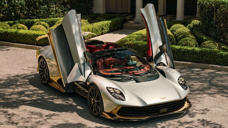 Aston Martin Valhalla Spider Open-Top Car Hits 350 Kmph, Makes 1064 HP