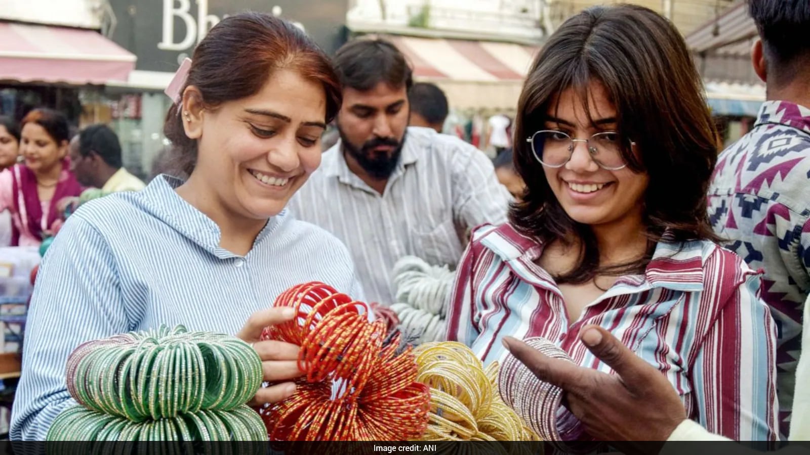 Uttarakhand and Himachal Pradesh Declare October 29 Holiday for Karwa Chauth Festival
