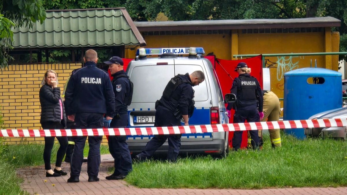 Seven Stabbed At High School In Poland, 19-Year-Old Arrested