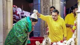 झंडेवालान मंदिर में दिल्ली सीएम रेखा गुप्ता ने की पूजा, किसके लिए मांग ली सद्बुद्धि?