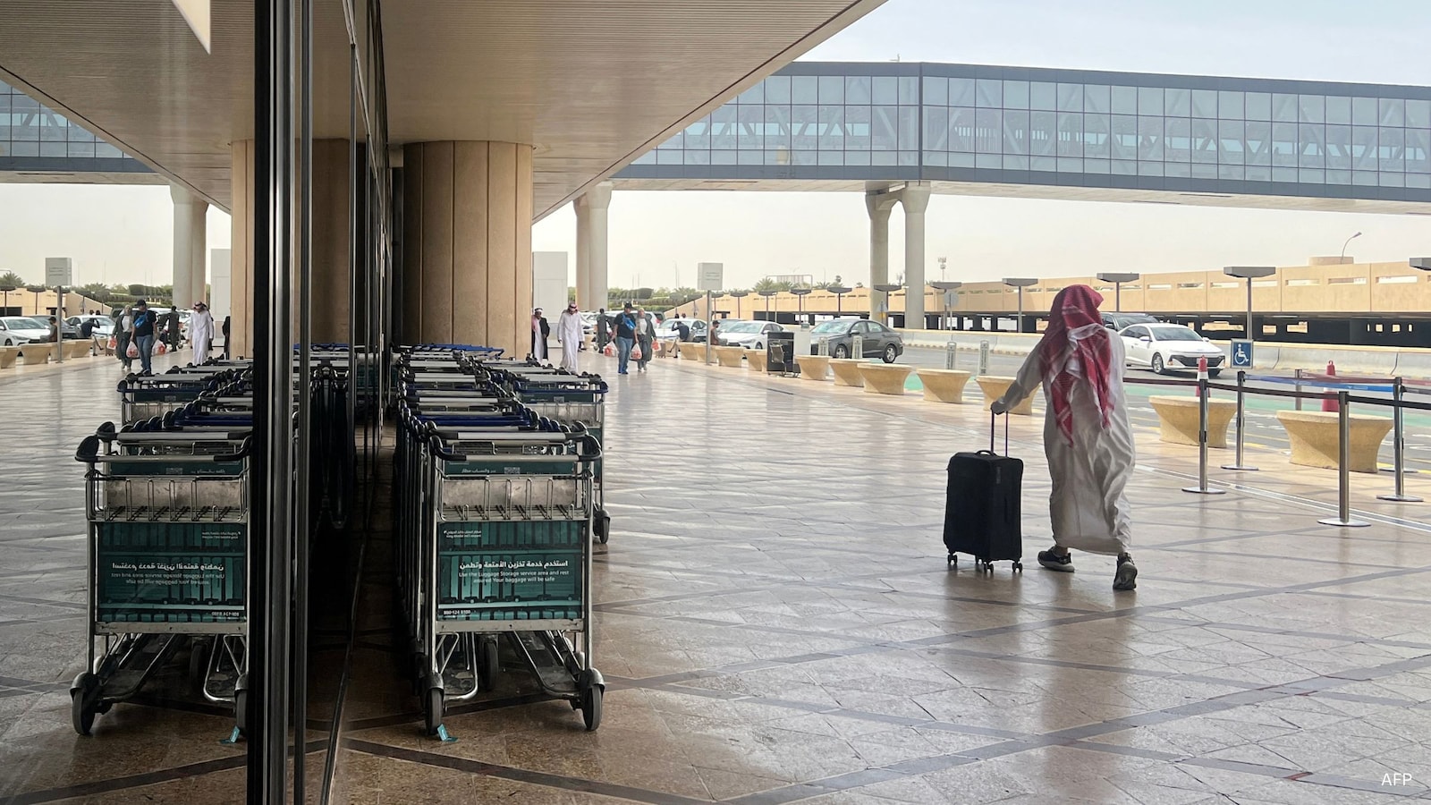 India Advises Nationals as Airlines Halt Riyadh Flights