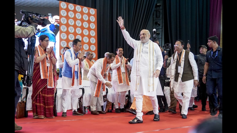 अमित शाह दे गए मंत्र और अब संगठन के पेच कसने को बैठक, 2014 वाली रणनीति पर फिर फोकस