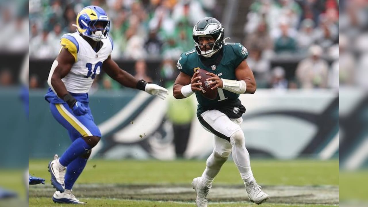 Tom Brady Explains Why Matthew Stafford and Jalen Hurts Struggled in Rainy Philadelphia Eagles-Los Angeles Rams Game