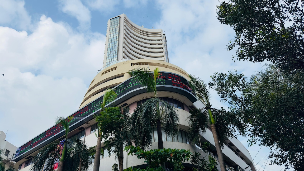 Stock Market Today: Gift Nifty, FPI Outflows To Oil Prices; Five Key Factors For Sensex, Nifty 50 On October 26