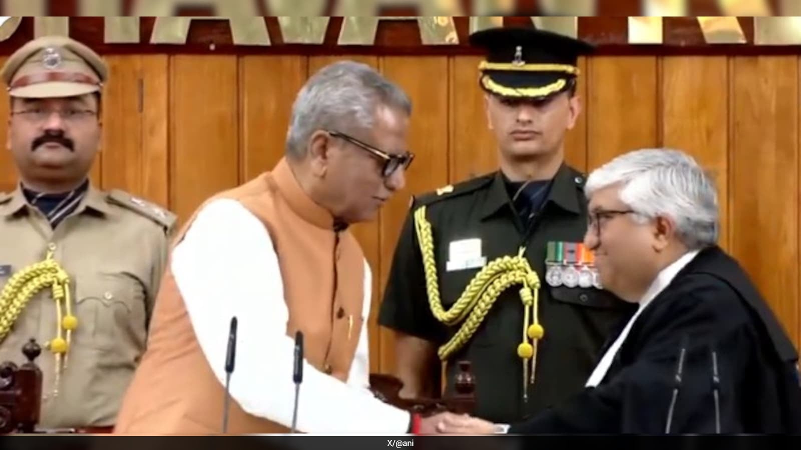 Om Prakash Mathur Sworn In as 29th Governor of Keralam, Succeeds Rajendra Arlekar
