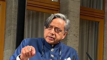 'Answers, Not Lathis': Shashi Tharoor Criticises Delhi Security Clampdown For CJP Protests