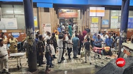 पीएम मोदी ने जताया दुख तो राहुल गांधी ने की जांच की मांग... कोलकाता हादसे पर किसने क्या कहा पढ़ें