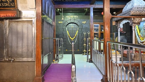 Planning A Trip To Shirdi? Here's Why It's Worth The Visit