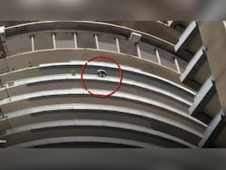 Man Jumps To Death From 43rd Floor Of Noida Highrise Supernova
