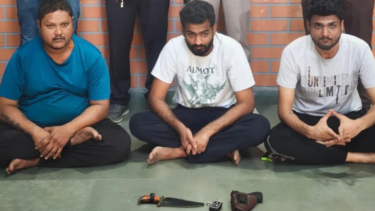 Woman Stops Talking To Surat Man, He Kidnaps Her Father