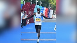 Charles Matata Breaks Course Record To Win Delhi Half Marathon
