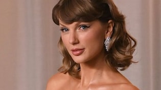 Taylor Swift Chooses Her Wedding Dress Designer for Academy Museum Gala