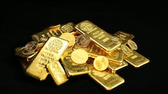 Gold Loses Shine: Yellow Metal Prices Drop By Over Rs 1,600 To Below Rs 1,50,000