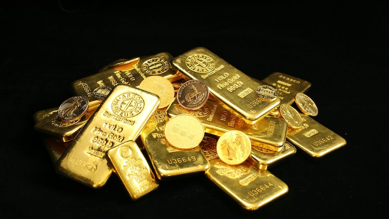 Gold Loses Shine: Yellow Metal Prices Drop By Over Rs 1,600 To Below Rs 1,50,000
