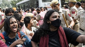 NDTV Ground Report: Protesters Detained, Key Delhi Routes Barricaded Amid Crackdown