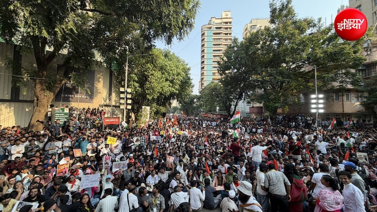 फिल्मी सितारों से लेकर नेता तक पहुंचे... मुंबई में CEC के खिलाफ CJP का प्रदर्शन, जान लीजिए अब तक क्या-क्या हुआ