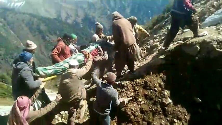 ndtv.com - Pradeep Dutta - 1 Dead, 3 Critical After Landslide Hits Construction Site In J&K