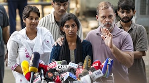 Delhi Police Files FIR Against NSUI Women Activists Over Alleged Assault On Woman Constable