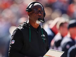 Aaron Glenn Faces Familiar New York Jets Problem As Two-Minute Failures Prove Costly vs New England Patriots