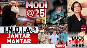 PM Modi's 25 Years, Rahul's Street Protest: Two Images That Define India's Politics