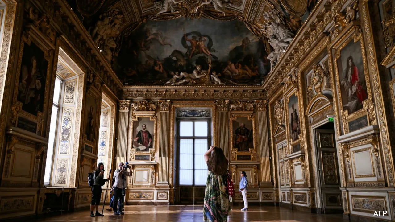 A Year After Louvre Heist, $100 Million French Crown Jewels Remain Missing