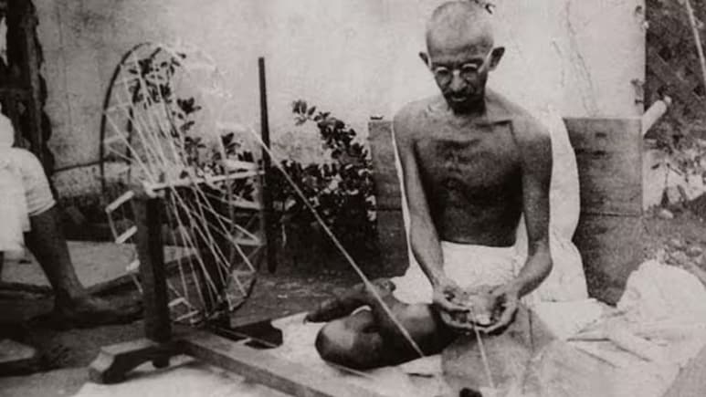 Gandhi Jayanti Quotes 2026: गांधी जी के 10 अनमोल विचार, जो बदल सकते हैं आपके जीने का तरीका