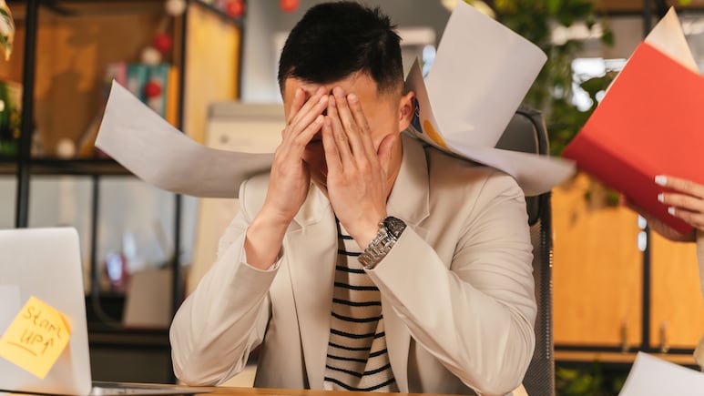 29-Year-Old Gets Rs 20.94 Lakh Pay Hike, Only To Find Former 'Toxic' Boss At New Job