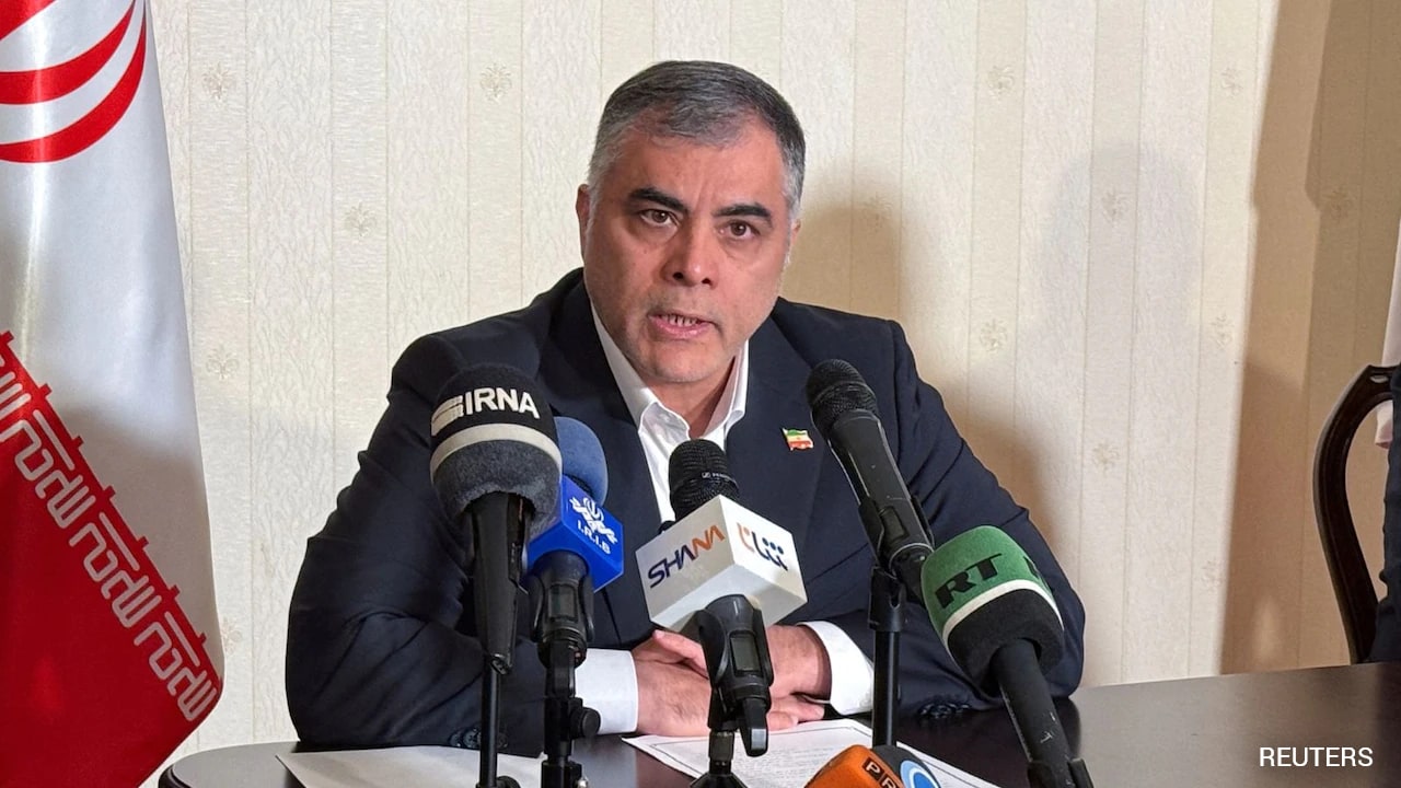 Iran's Oil Minister Mohsen Paknejad Steps Down: Report