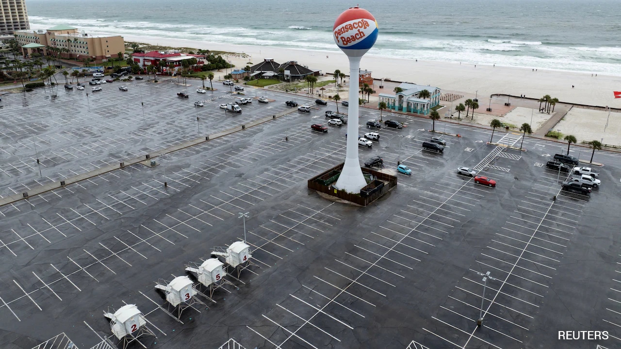 4,00,000 Without Power In Florida As Hurricane Isaias Makes Landfall