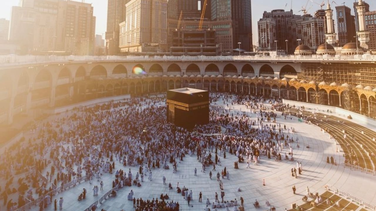 'Fake News': Saudi On 'Suicide Bomber' Video From Mecca Mosque