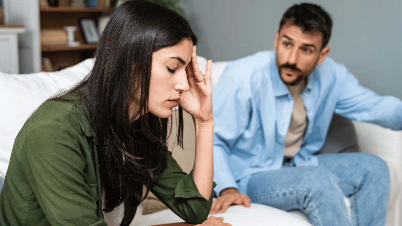 क्या आपका पार्टनर जिद्दी है, आपकी बात नहीं सुनता? सुधा मूर्ति ने बताया कैसे करें हैंडल