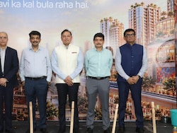 Pranav Adani Performs <i>Bhoomi Poojan</i> For Dharavi Rehabilitation Homes