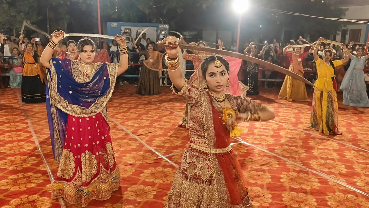 Watch: 350 Women Wield Swords During Garba In Uttar Pradesh, Deliver Powerful Message
