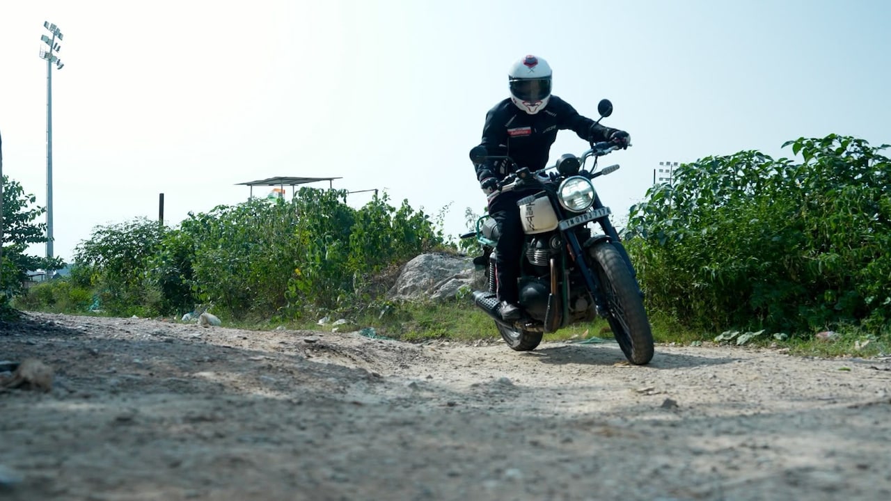Royal-Enfield-Bear-650-long-term-review-insturment-off-road Royal-Enfield-Bear-650-long-term-review-insturment-off-road