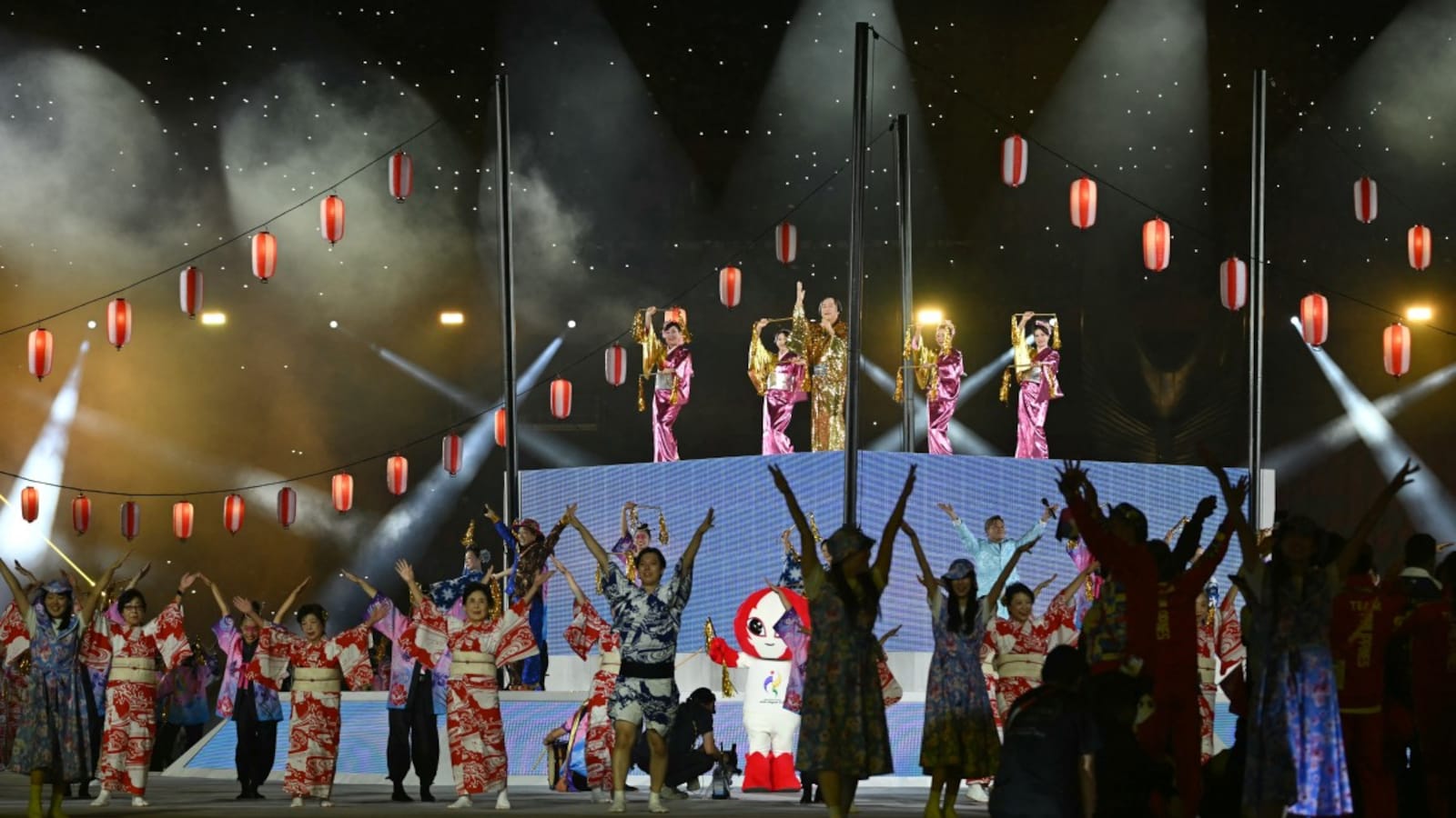 Dazzling Light And Musical Show Brings Curtains Down On Aichi-Nagoya Asian Games