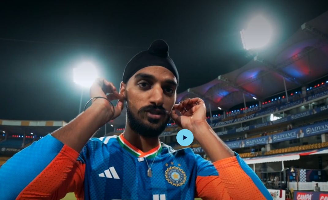 'सॉरी अक्षर भाई...' जीत के हीरो अर्शदीप ने सबके सामने पकड़ लिए कान, वायरल हुआ वीडियो