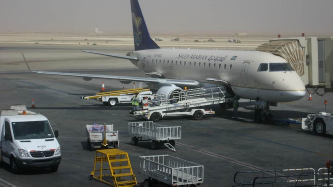 Saudi Arabia On Alert: Indians Advised To Stay Indoors As Riyadh Flights Suspended Till October 10