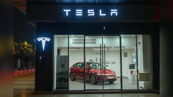 Tesla Announces New Experience Centre In Noida, Expands Presence In Delhi-NCR