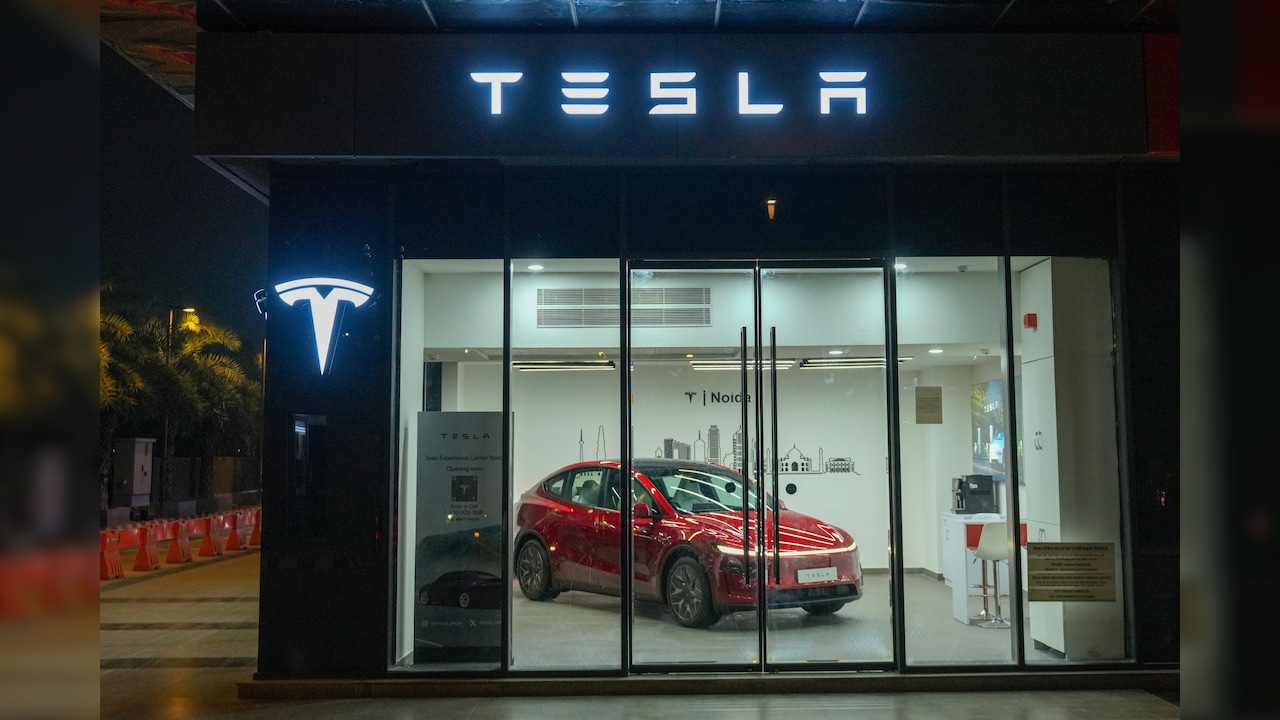 Tesla Announces New Experience Centre In Noida, Expands Presence In Delhi-NCR