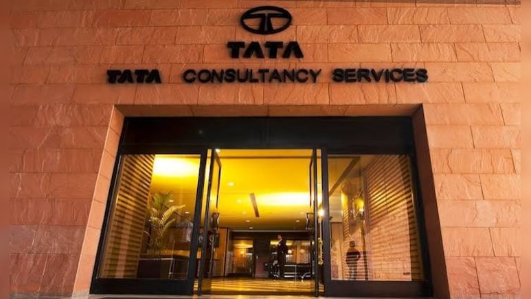 TCS Share Price In Focus After Q2 Results: Should You Buy, Sell Or Hold?