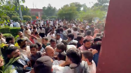 Jamia Students Clash With Guards During Protest, Classes Moved Online