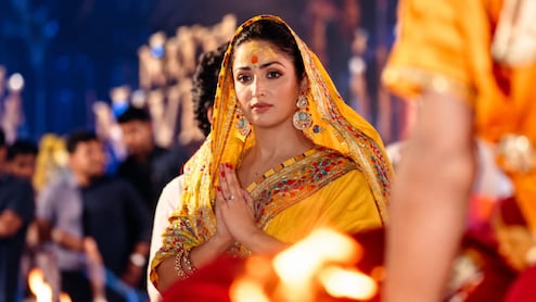 Yami Gautam Turns To Faith Ahead Of Nayyi Naveli Release, Visits Ayodhya's Ram Mandir