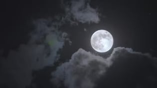 Sharad Purnima 2026: आज कितने बजे होगा चंद्रोदय? जानें खीर रखने का सही समय