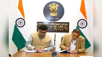 Defence Boost: MoD Signs Contract With BrahMos Aerospace For Fire Control System And Launchers For Indian Navy