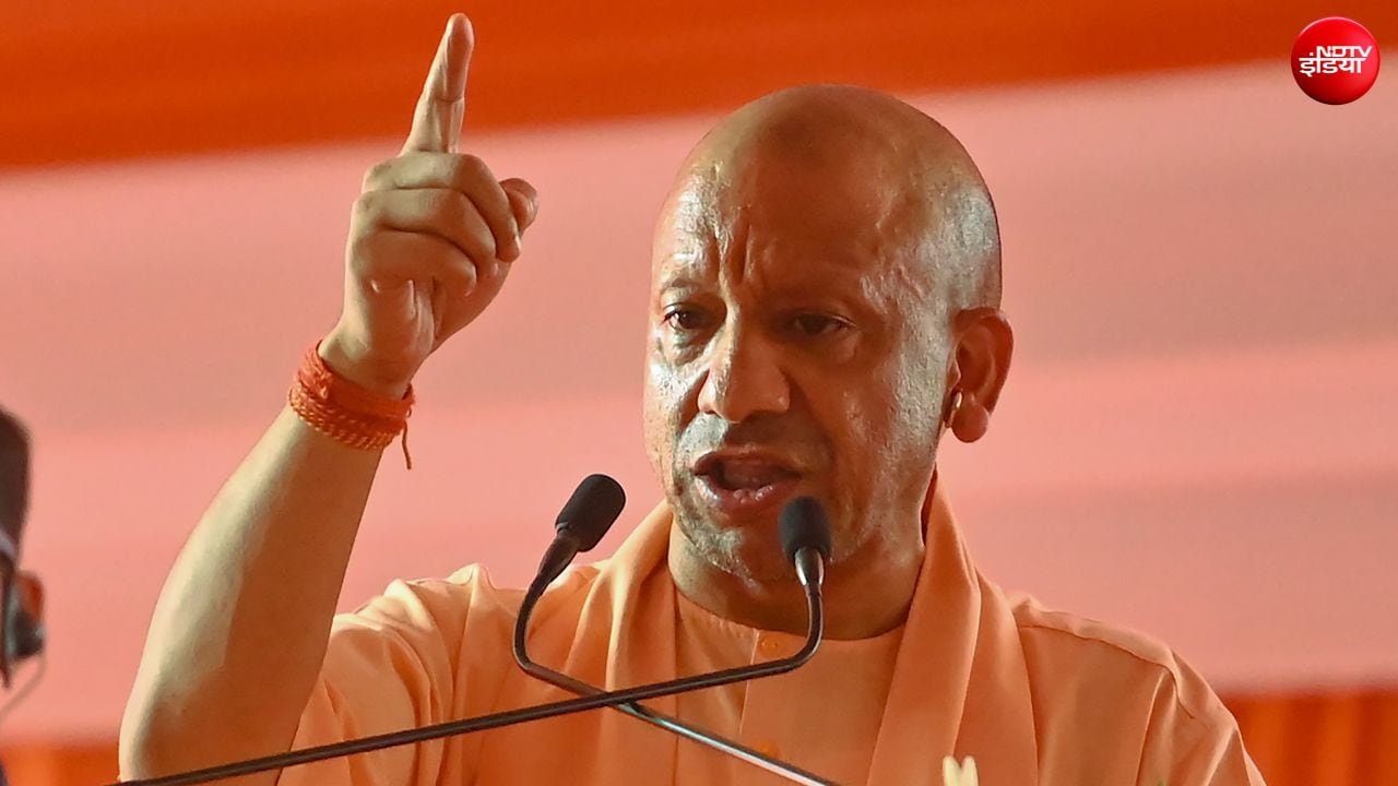 यूपी चुनाव से पहले फिर आया 'बंटेंगे तो कटेंगे', CM योगी बोले- जाति के नाम पर बांटने वालों से रहें सतर्क