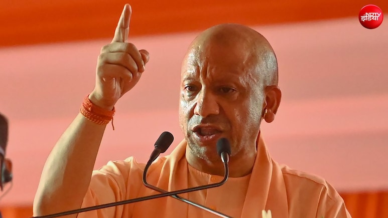 यूपी चुनाव से पहले फिर आया 'बंटेंगे तो कटेंगे', CM योगी बोले- जाति के नाम पर बांटने वालों से रहें सतर्क