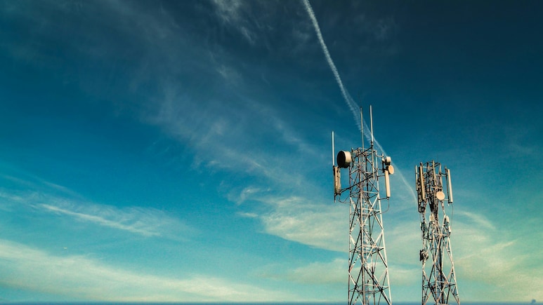 India&rsquo;s Mobile Data Traffic To Surge 17% A Year, But Telecom Revenue Growth Seen At 2.7%